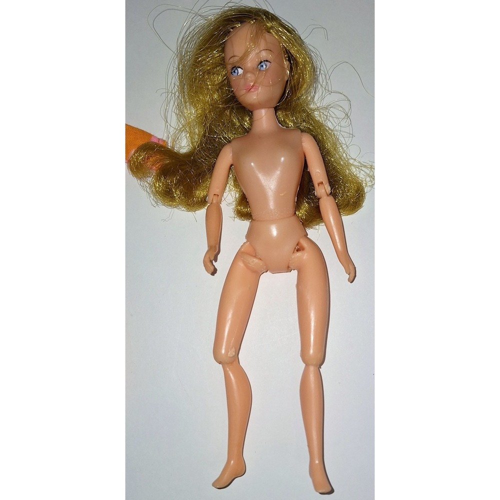 Little Miss Dollykin 1970 6.5" jointed doll Uneeda Hong Kong original - Picture 2 of 10